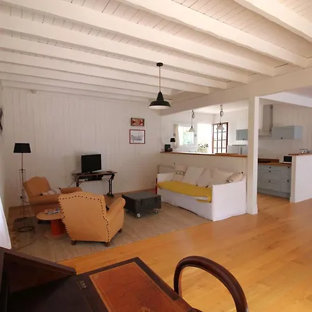 Willa Orientee Sud Avec Terrasse, Jardin Et Wifi A Petit-piquey - Fr-1-736-14